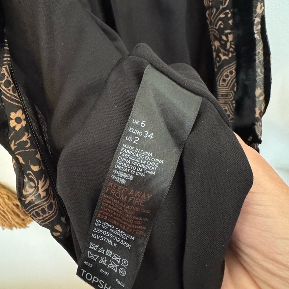 Topshop Patterned Jumpsuit with Peekaboo Keyhole, Wide Leg - Picture 6 of 7